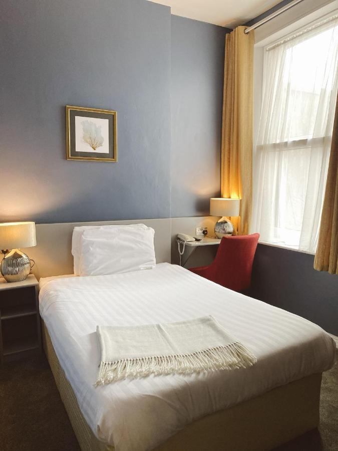 Rose Lodge Guest House コーク エクステリア 写真